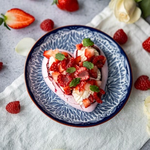 Alla Hjärtans Dag Pavlova